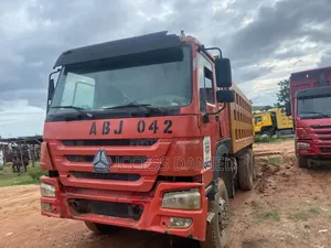 30 Fairly Used Howo Trucks (10 Tyres) Available for Sale