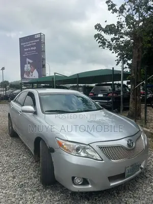 Toyota Camry 2008 Silver