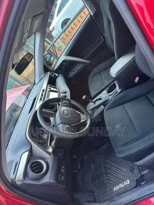 Toyota RAV4 2015 Red