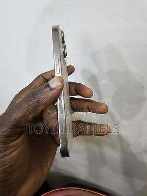 Apple iPhone 16 Pro 256 GB Rose Gold