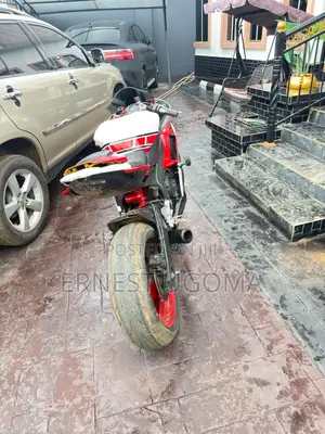 Yamaha YZF-R6 2012 Red