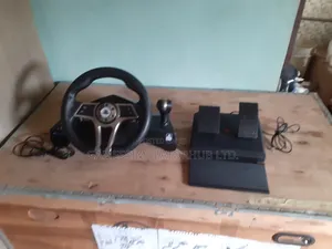 Micromedia Hurricane Racing Wheel for PS4-PS3/PC, Good as New.