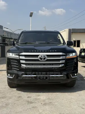 Toyota Land Cruiser 4.5 V8 VXR 2013 Black