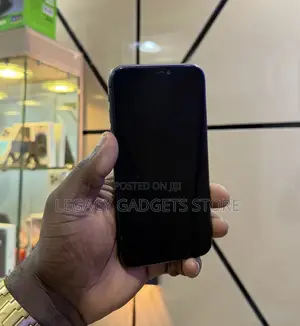 Apple iPhone 11 64 GB Black
