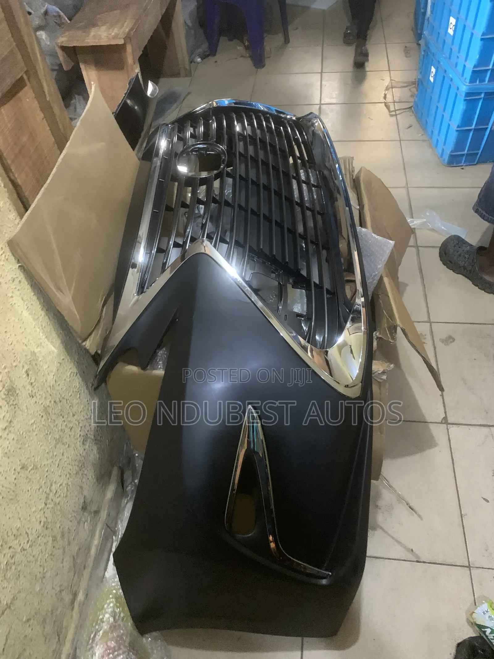 Complete Front Bumper Es350 2018 Available
