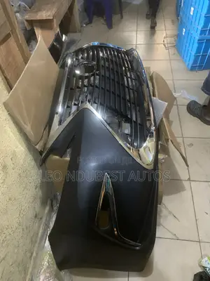 Complete Front Bumper Es350 2018 Available