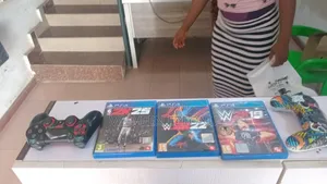 2 Pads and Extra 3 Games(Hitman ,NBA2K25,WWE2K)