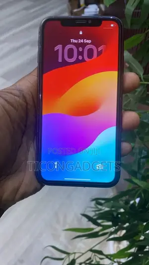 Apple iPhone 11 64 GB Black