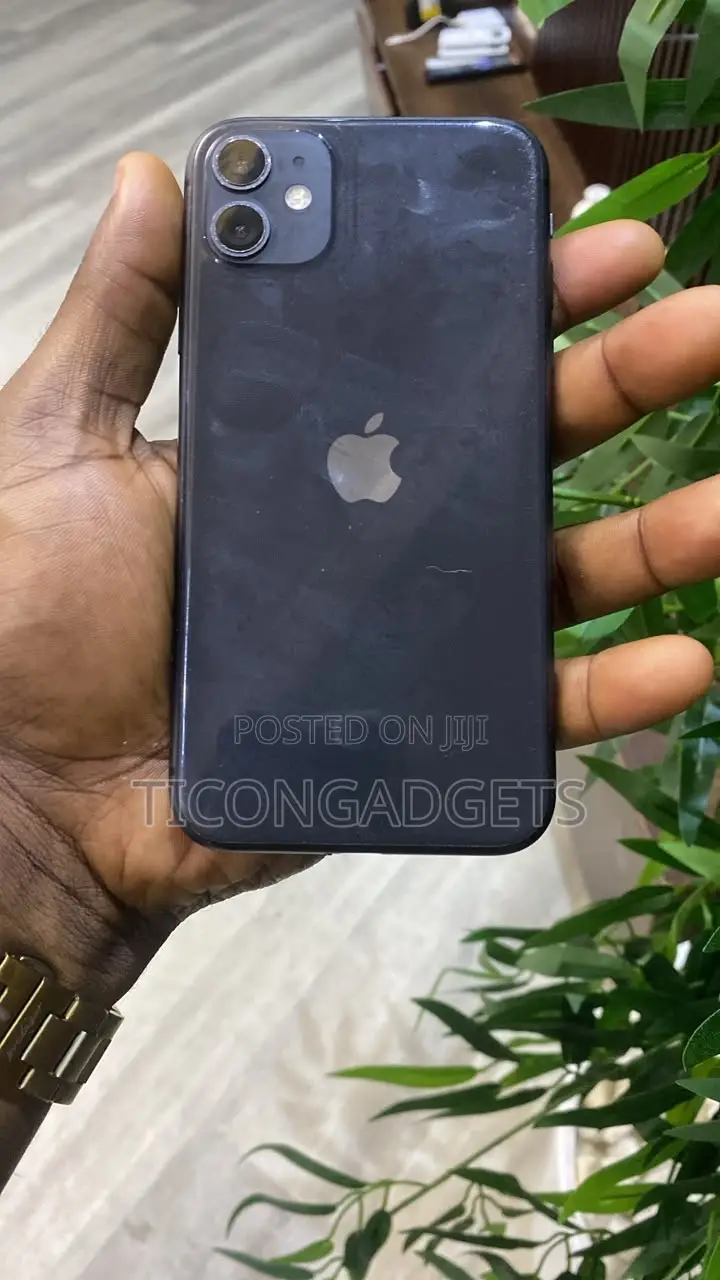 Apple iPhone 11 64 GB Black