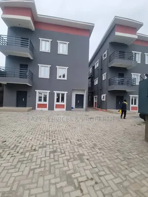 2bdrm Apartment in Gated And Secured, Igbo-efon for rent