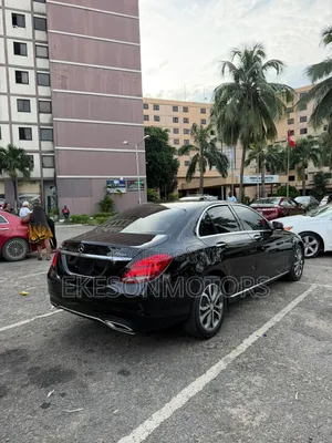 Mercedes-Benz C300 Sport 4dr AWD 4Matic Sedan (2.0L 4cyl 7A) 2015 Black