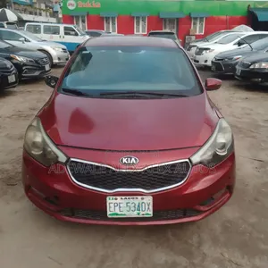 Kia Cerato 2015 Red