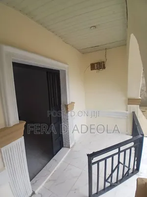 1bdrm Room & Parlour in Marina Estate, Ado / Ajah for rent