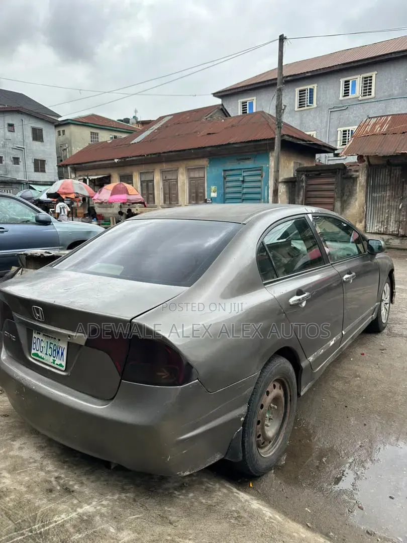 Honda Civic 2008 Gray