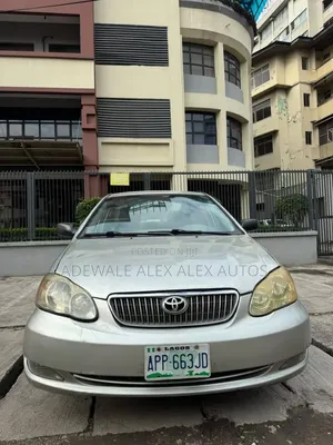 Toyota Corolla 2004 Silver