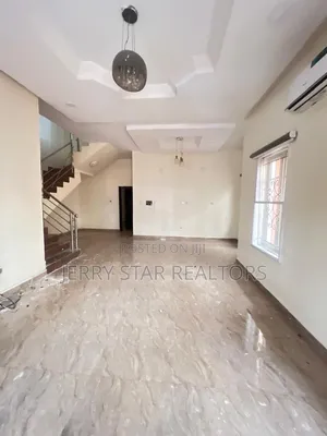 4bdrm Duplex in Bera Estate, Chevron for rent