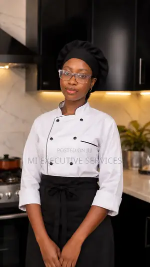 Female Live-in Chef Needed