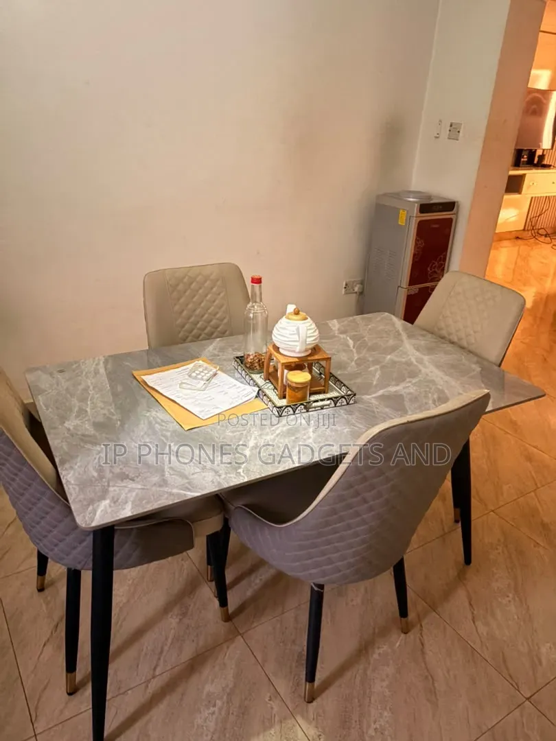 4-Seater Dining Table Chairs Set