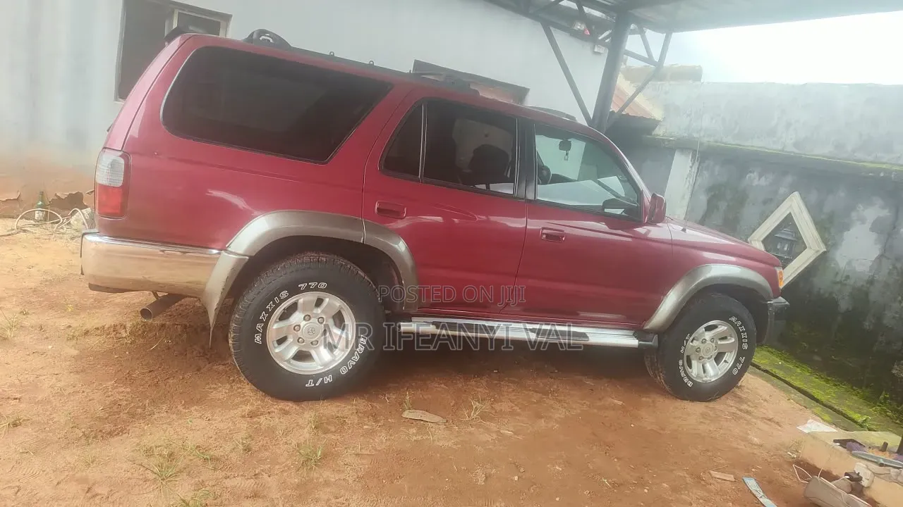 Toyota 4-Runner 2002 Red