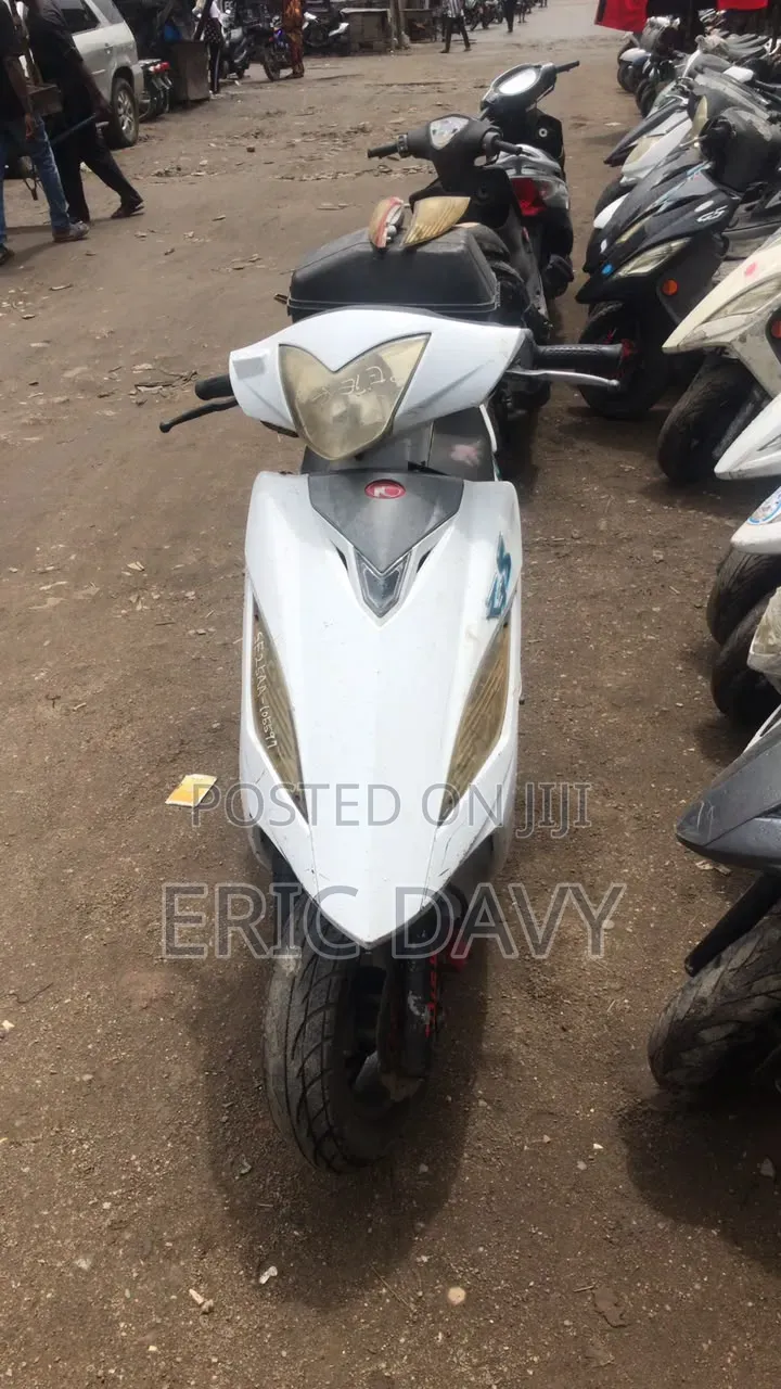 Kymco 2012 Black