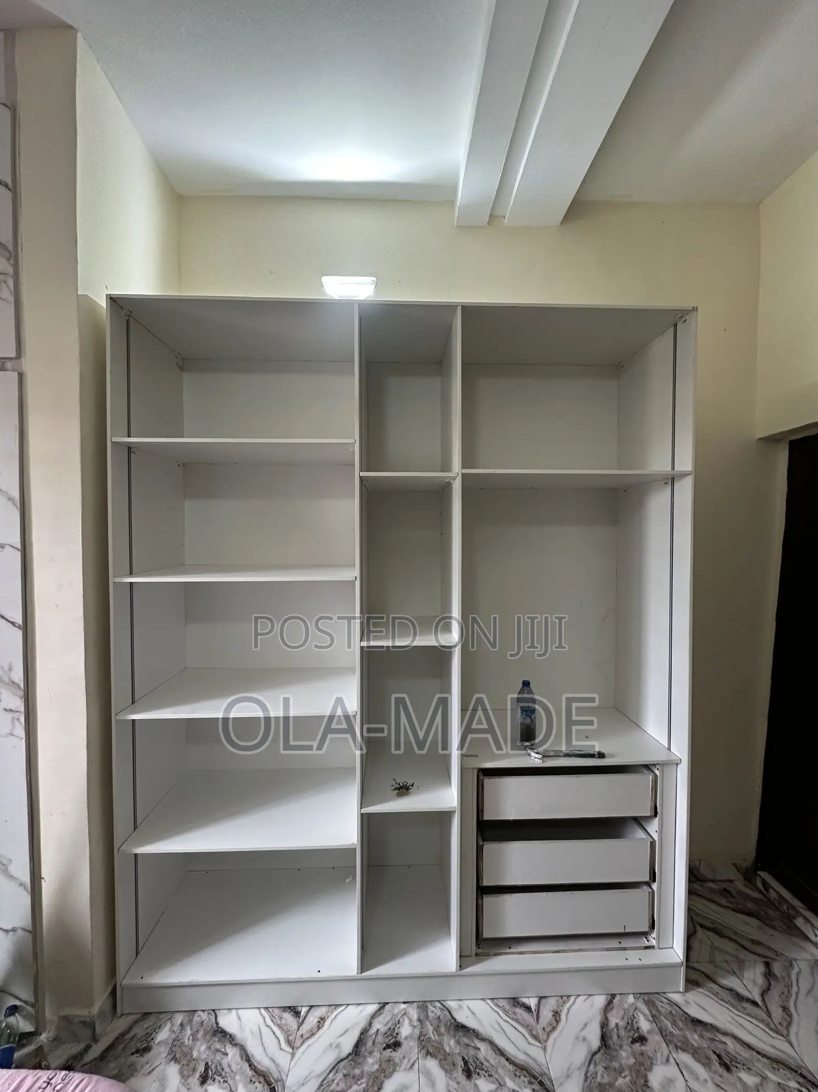 High Gloss Wardrobe With Glass Door and Led Light
