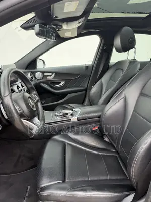 Mercedes-Benz C300 Luxury 4dr AWD 4Matic Sedan (2.0L 4cyl 7A) 2015