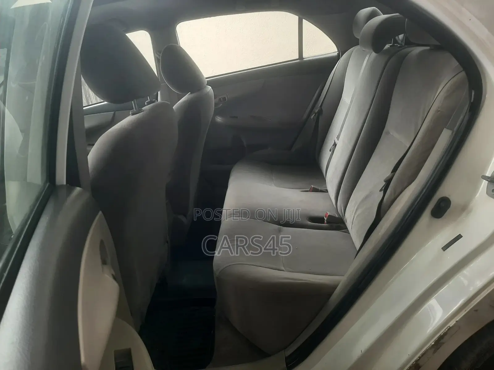 Toyota Corolla 2009 White