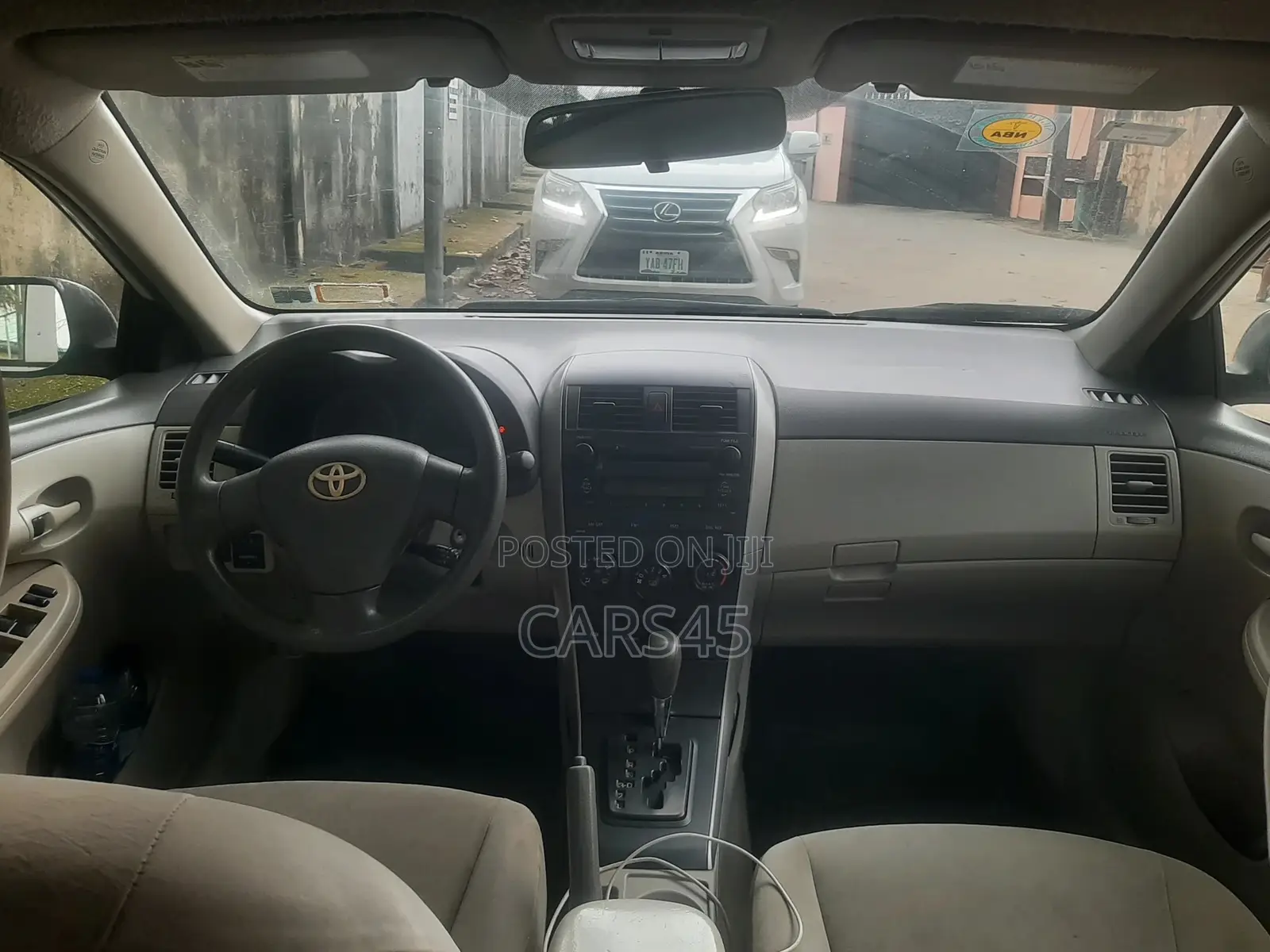 Toyota Corolla 2009 White