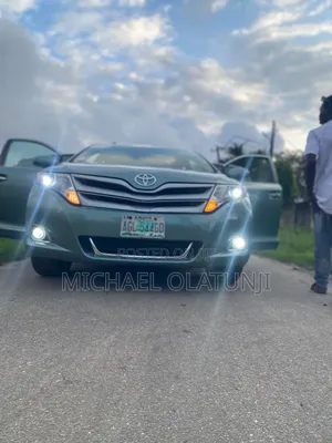 Toyota Venza 2010 Green