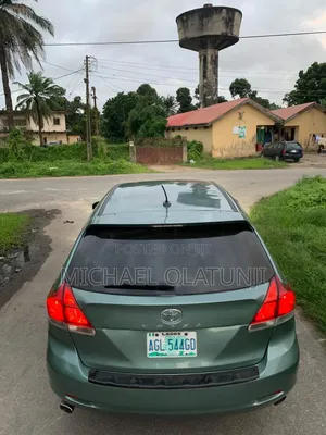 Toyota Venza 2010 Green