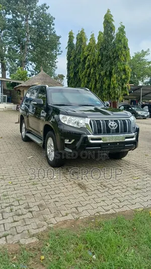 Toyota Land Cruiser Prado 2019 Black