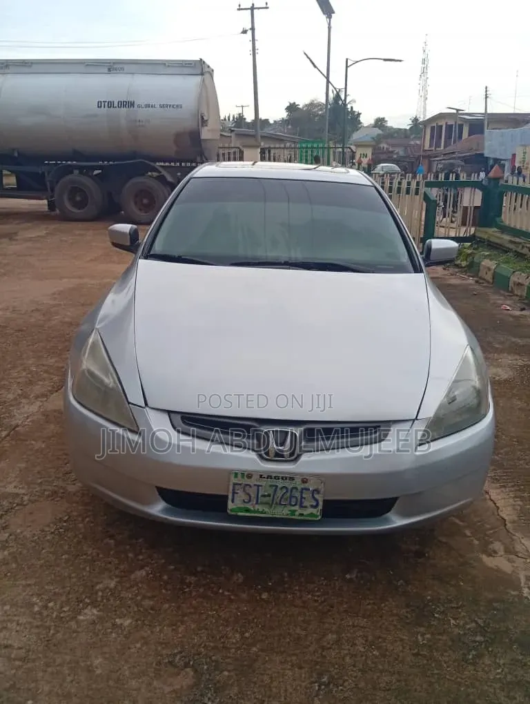 Honda Accord 2007 Silver