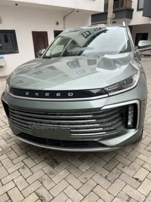 Exeed TXL 2024 Green