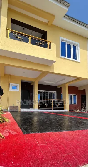 3 Bedrom Terex for Sale in Maredian Estate Awoyaya
