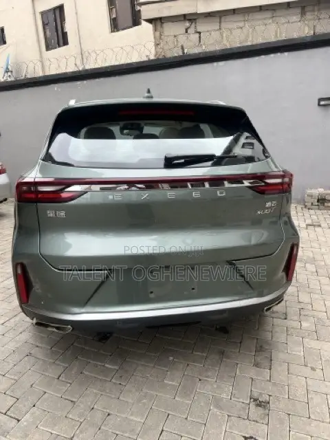 Exeed TXL 2024 Green