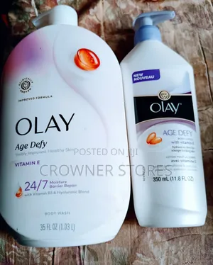 Olay Ultra Moisture AgeDefy BodyWash With VitaminE,Vitamin B3 & Lotion