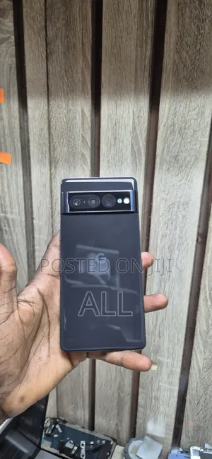 Google Pixel 7 Pro 128 GB Black