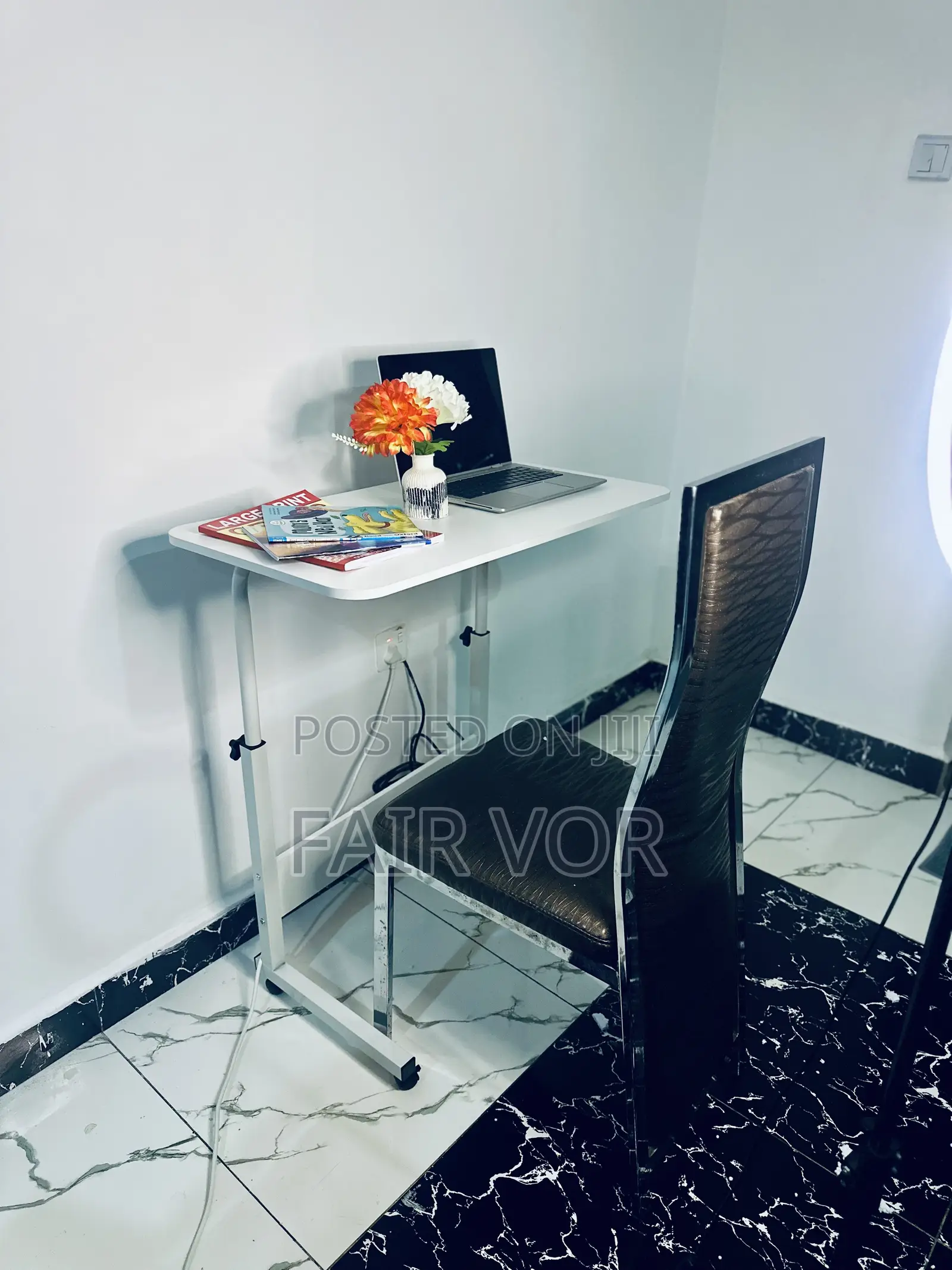 40cmby80cm Adjustable Table