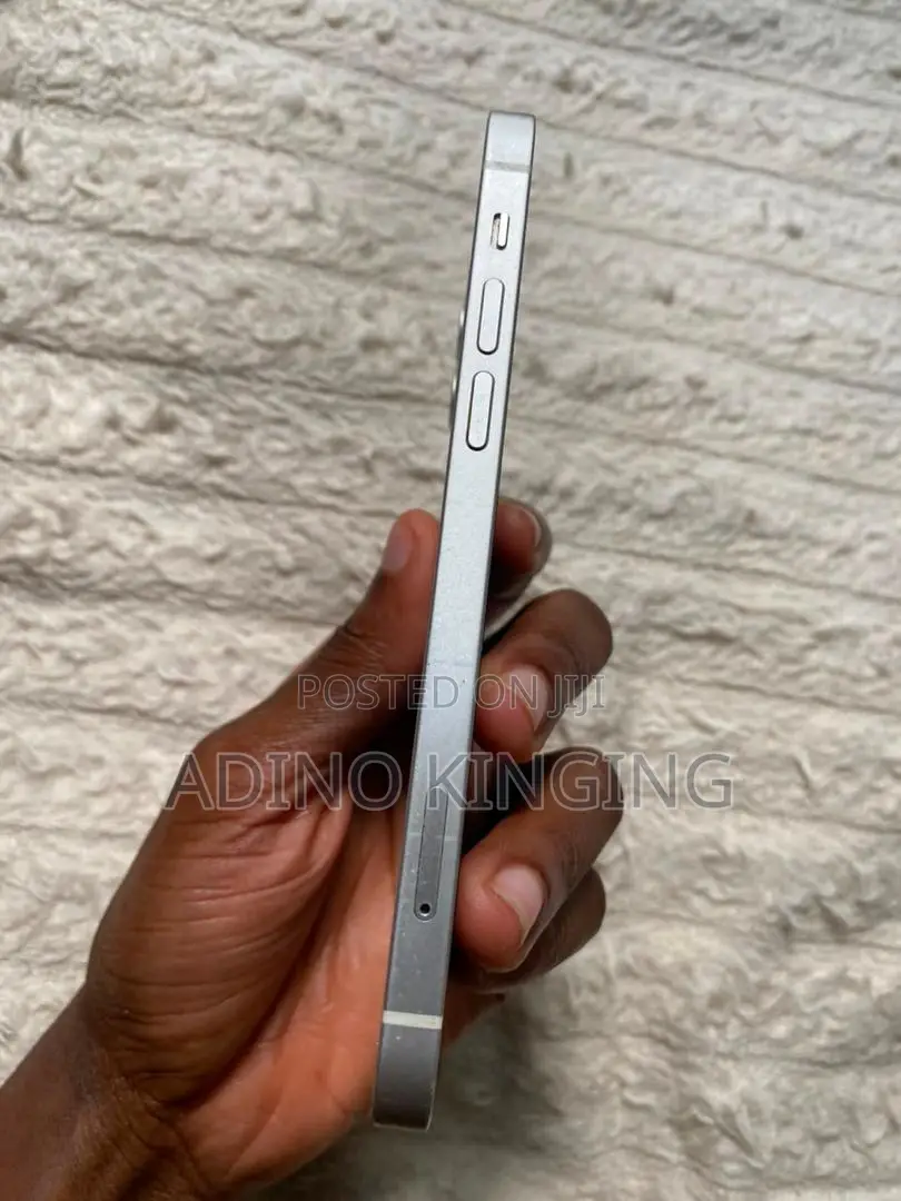 Apple iPhone 12 64 GB White