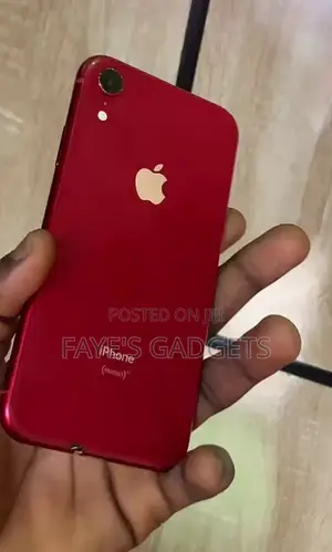 Apple iPhone XR 64 GB Red