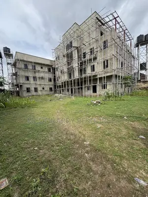 2bdrm Block of Flats in Private Property, Jahi for sale