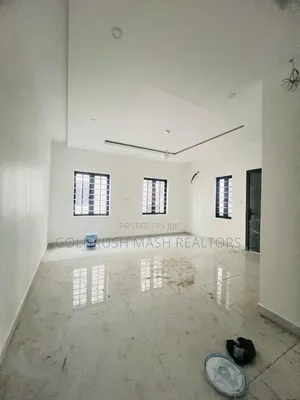 4bdrm Duplex in Millennium Estate, Phase 1 / Gbagada for sale