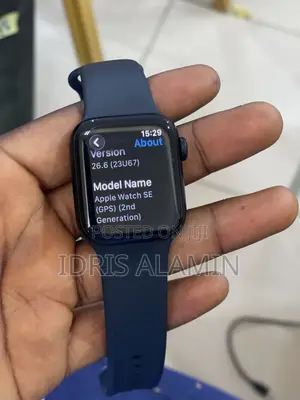 Apple Watch SE 2nd Generation – Neat Fully Functional