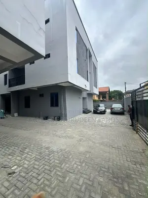 2bdrm Apartment in Igbo-efon for sale
