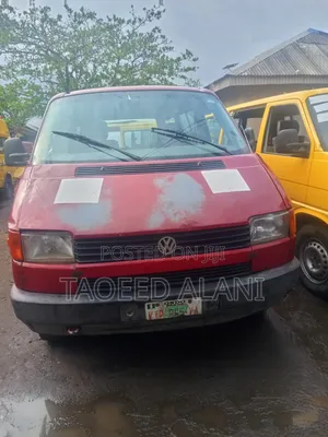 Volkswagen Transporter 2002 Red