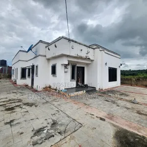 4bdrm Bungalow in City Park And, Iwo Road for sale