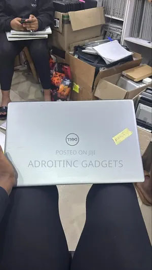 Laptop Dell Precision 7750 16GB Intel Core i5 SSD 512GB