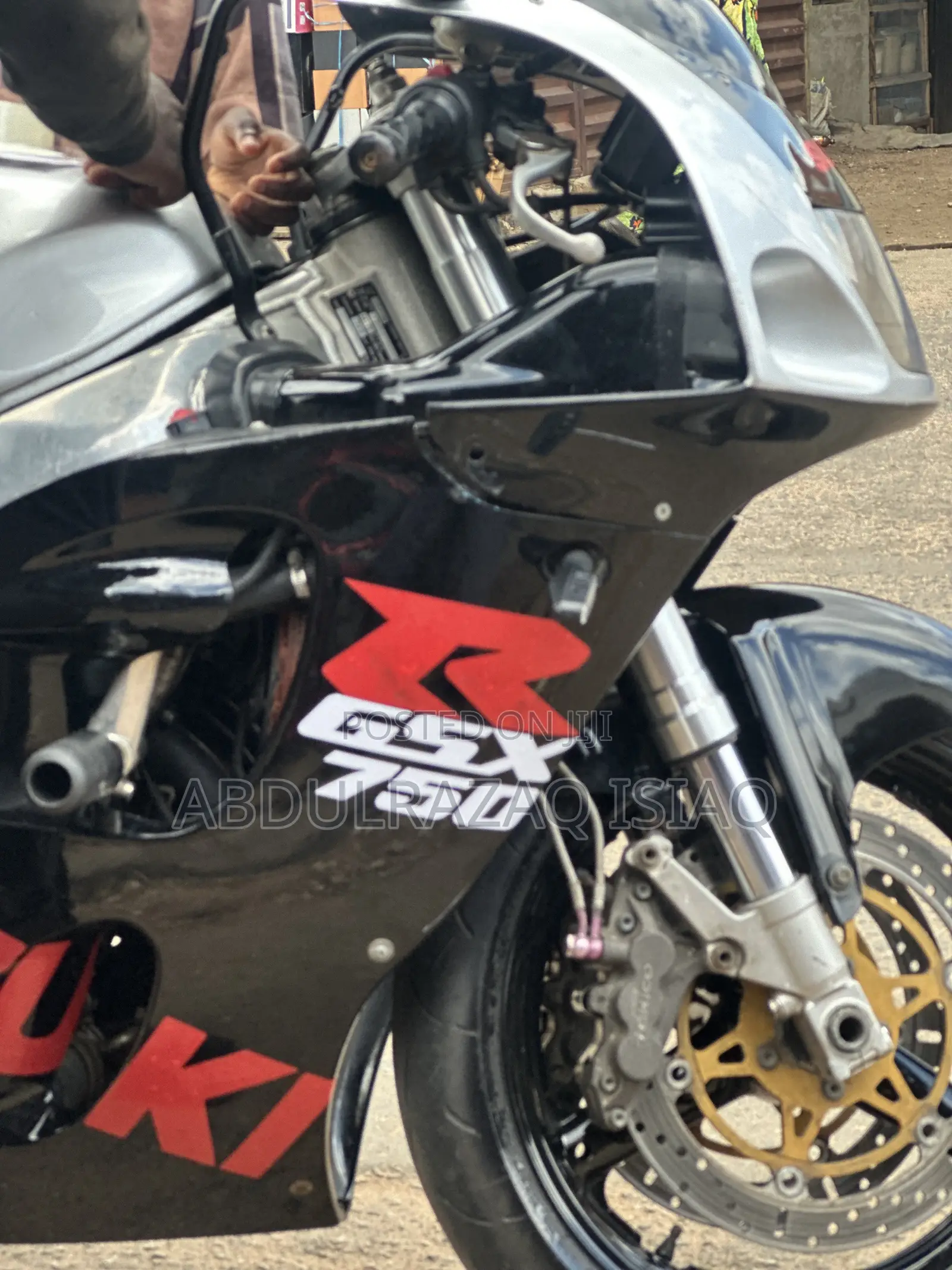 Suzuki GSX-R 2000 Black