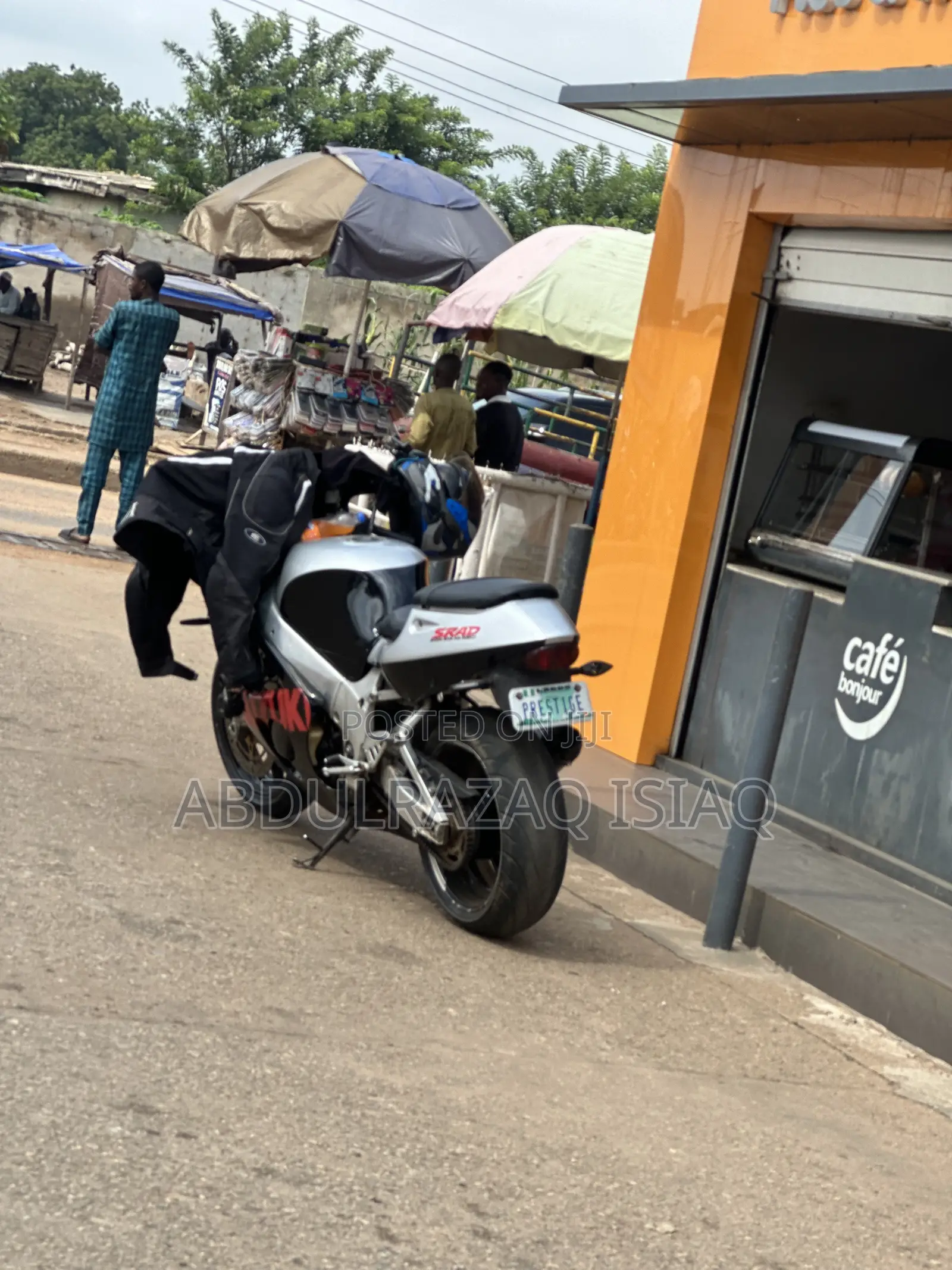 Suzuki GSX-R 2000 Black