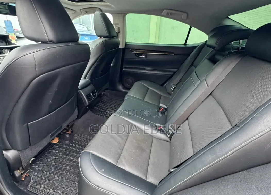 Lexus ES 2014 Black